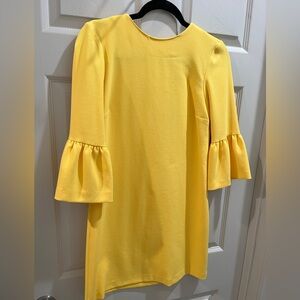 Zara Women Yellow Bell Sleeve Shift Dress. Size XS
